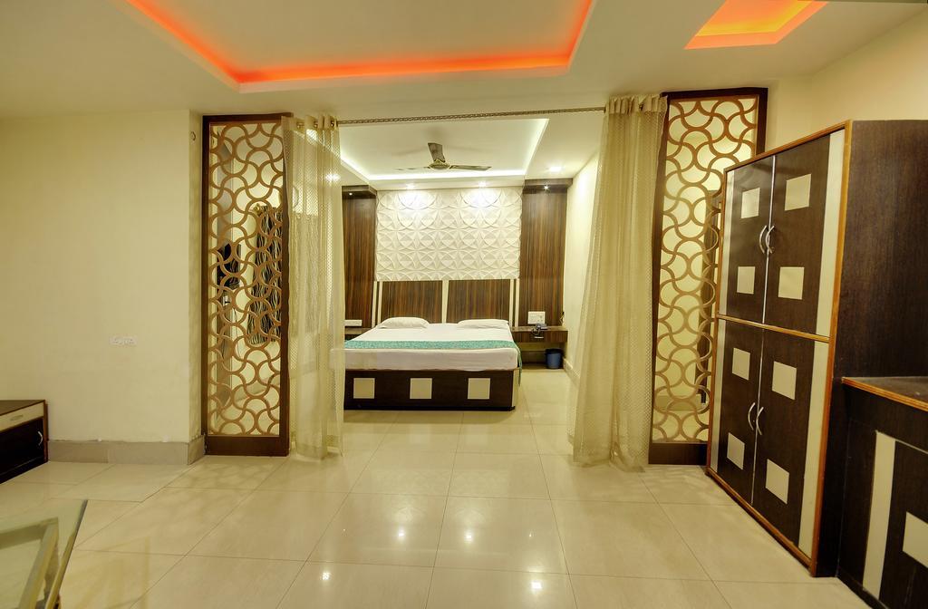 Hotel Anurag Rourkela Extérieur photo