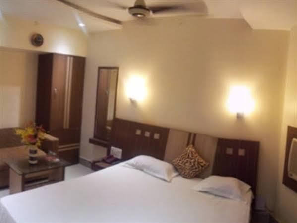 Hotel Anurag Rourkela Extérieur photo
